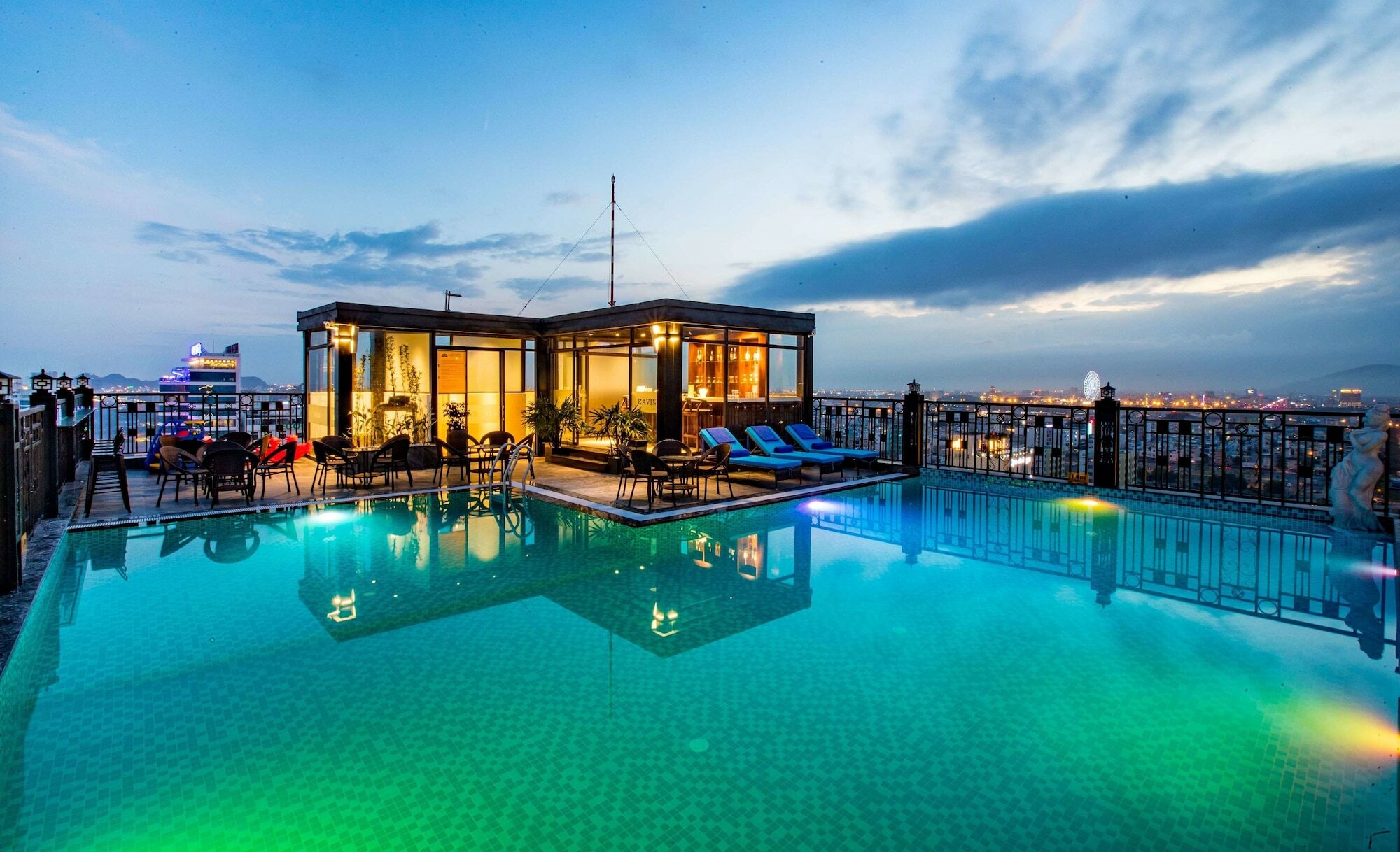 Отель Havin Boutique Danang Экстерьер фото
